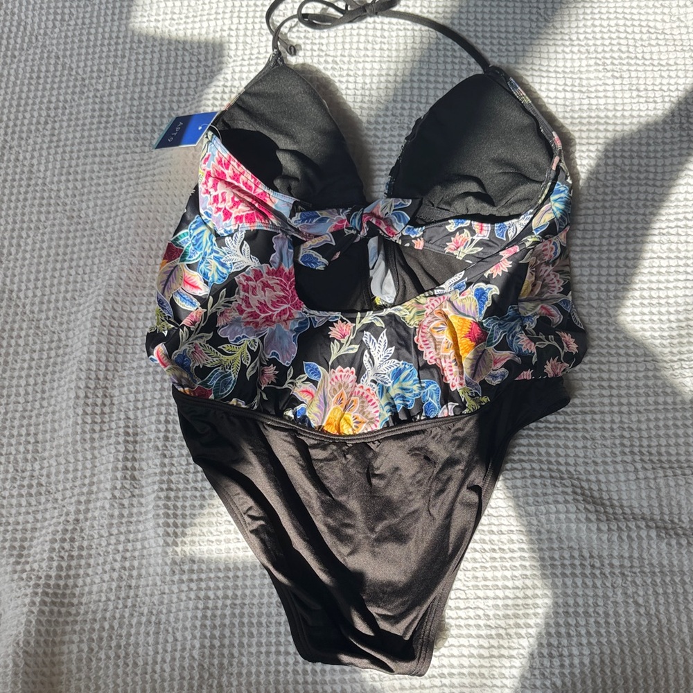 Apt 9 Floral Halter One-Piece Swimsuit - Size Large NWT - Picture 3 of 12